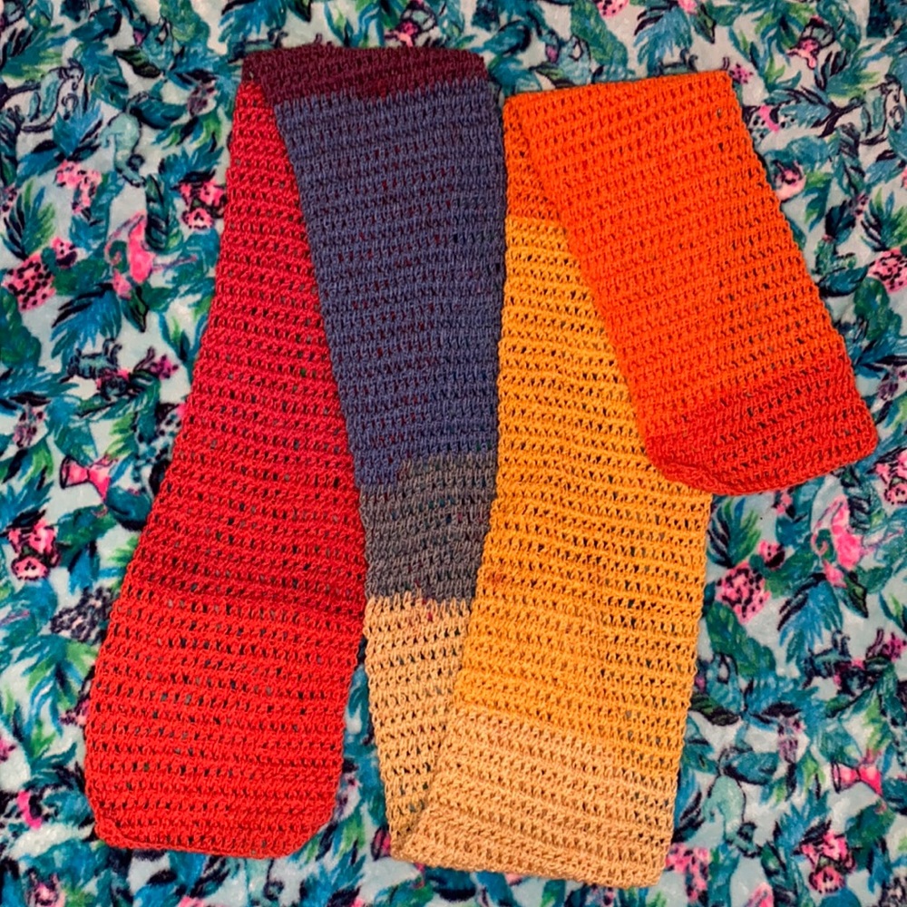 Crocheted scarf